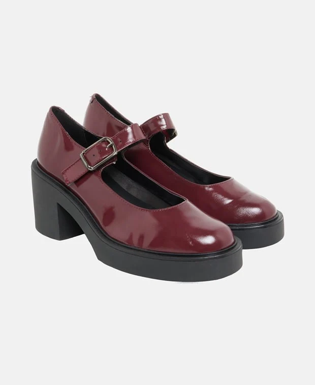 Mary Jane Pumps