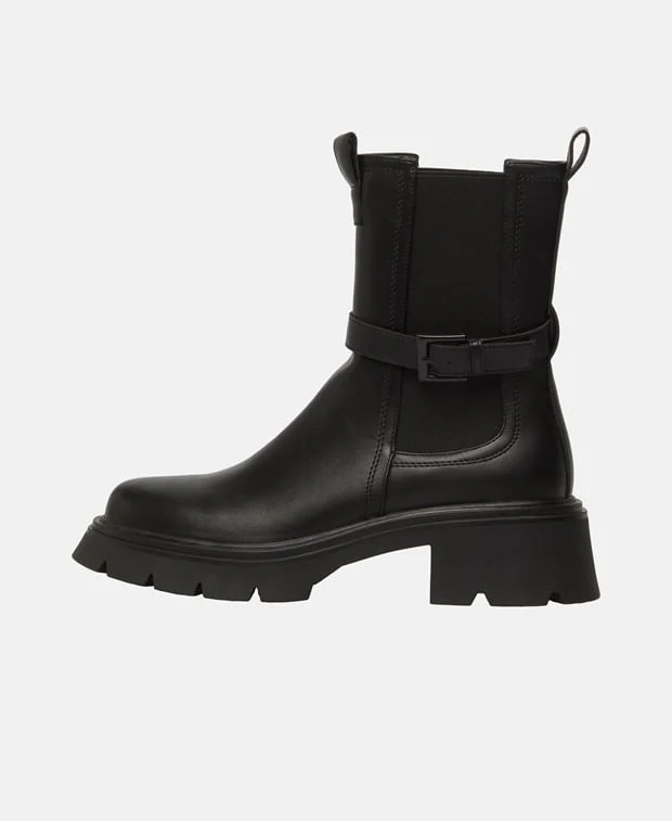Chelsea Boots - Image 4