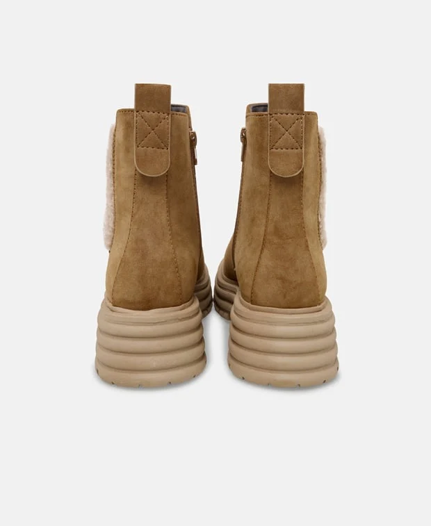 Chelsea Boots - Image 2