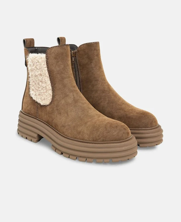 Chelsea Boots