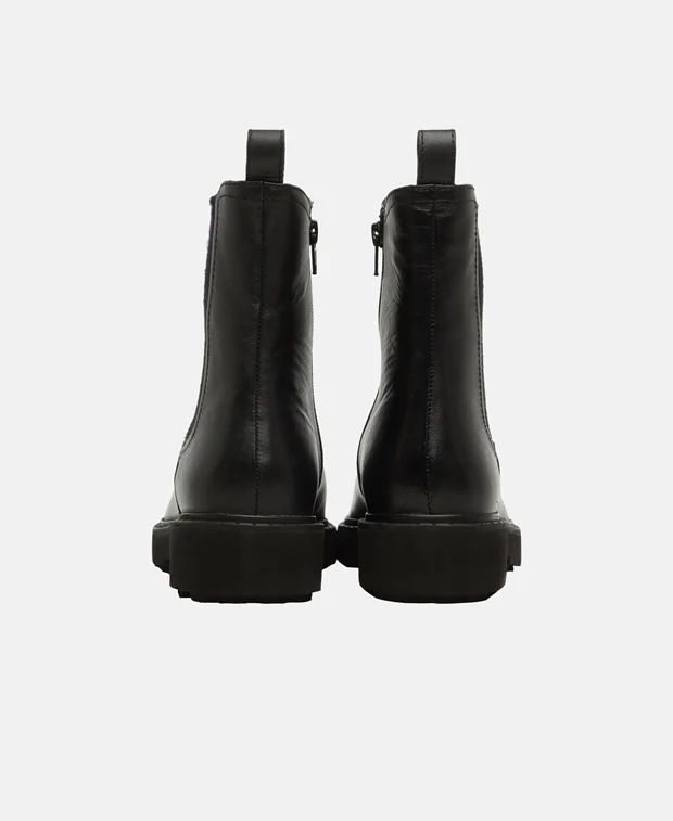 Chelsea Boots - Image 2