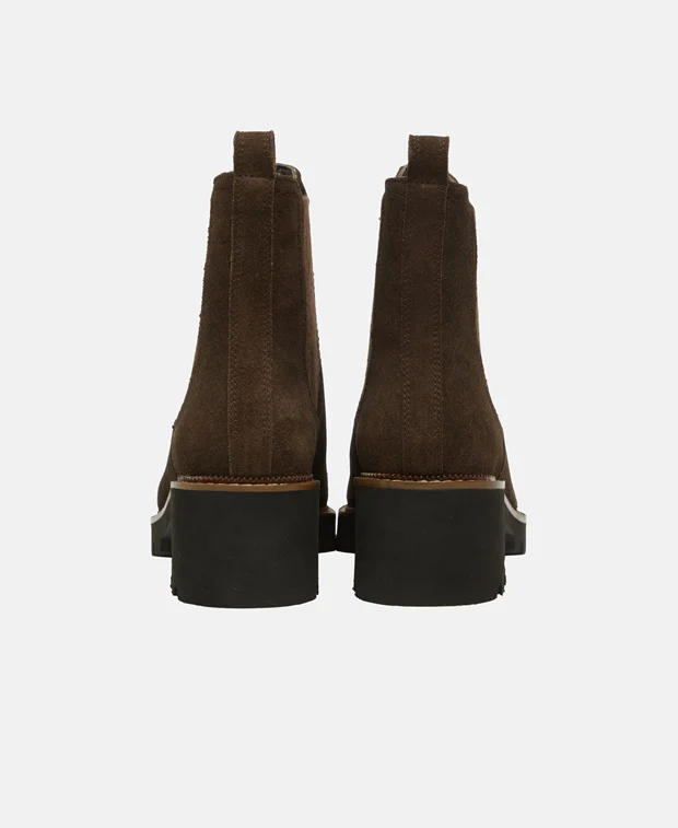 Chelsea Boots - Image 2