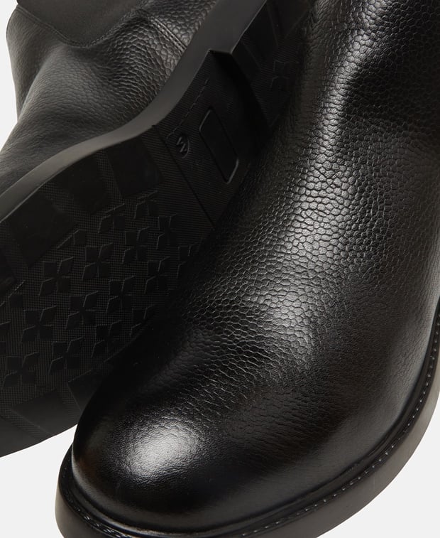 Chelsea Boots - Image 5
