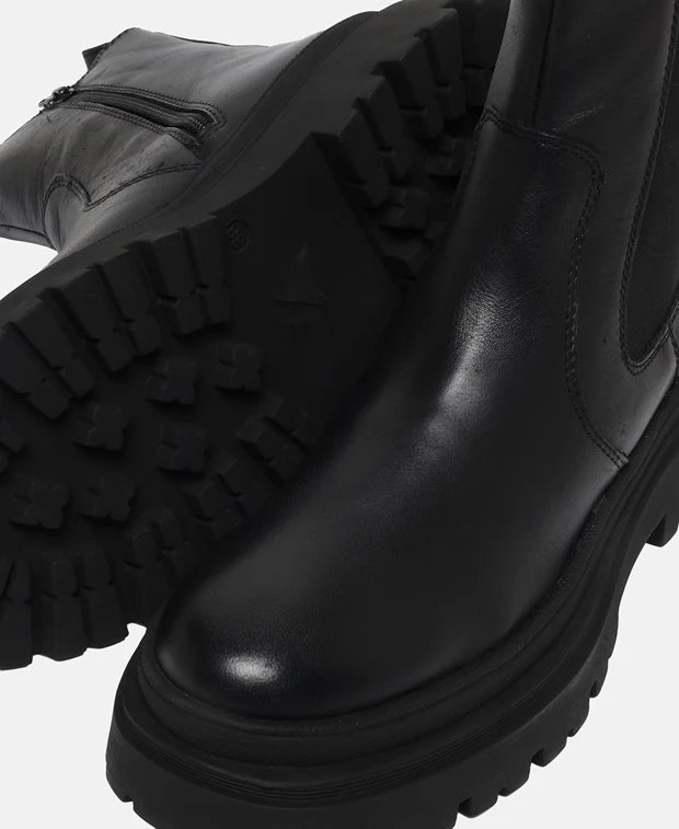 Chelsea Boots - Image 5