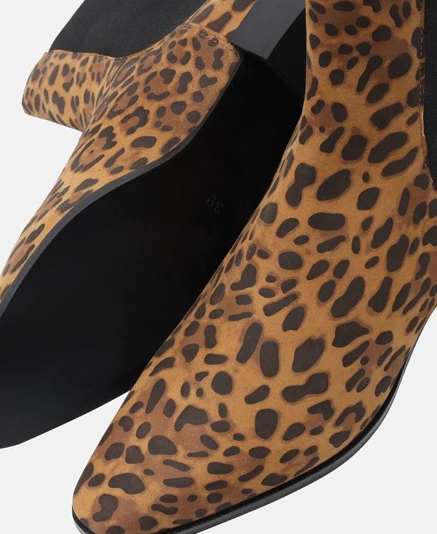 Chelsea Boots - Image 5