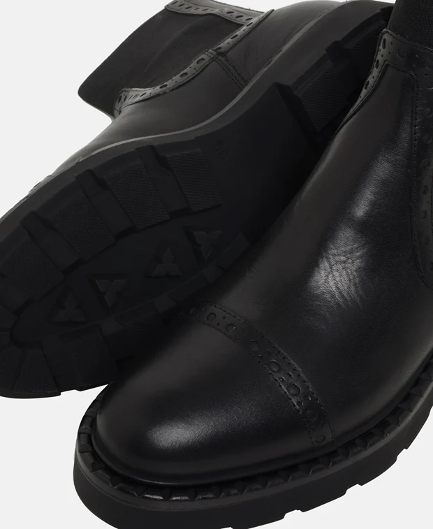 Chelsea Boots - Image 5