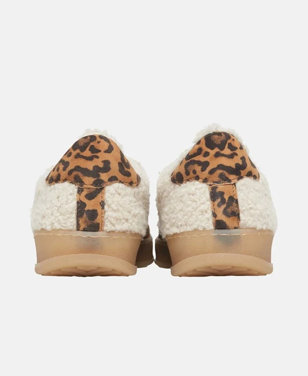 Sneaker - Image 2