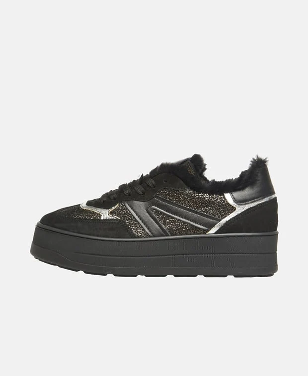 Sneaker - Image 4