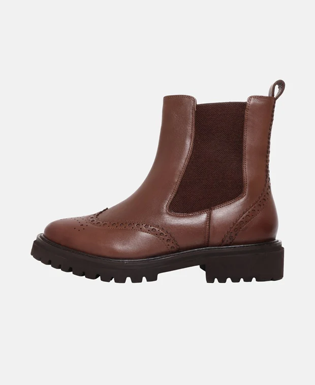 Chelsea Boots - Image 4