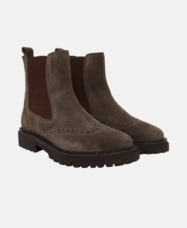 Chelsea Boots