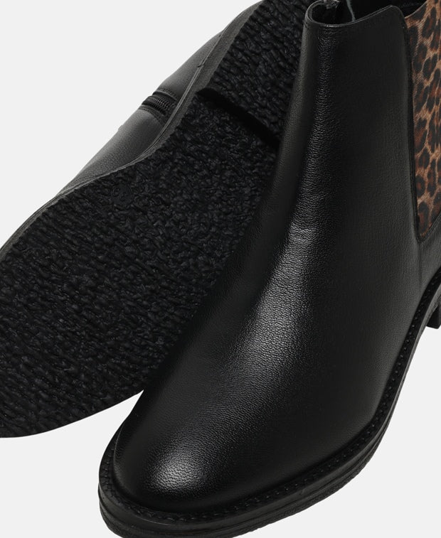 Chelsea Boots - Image 5