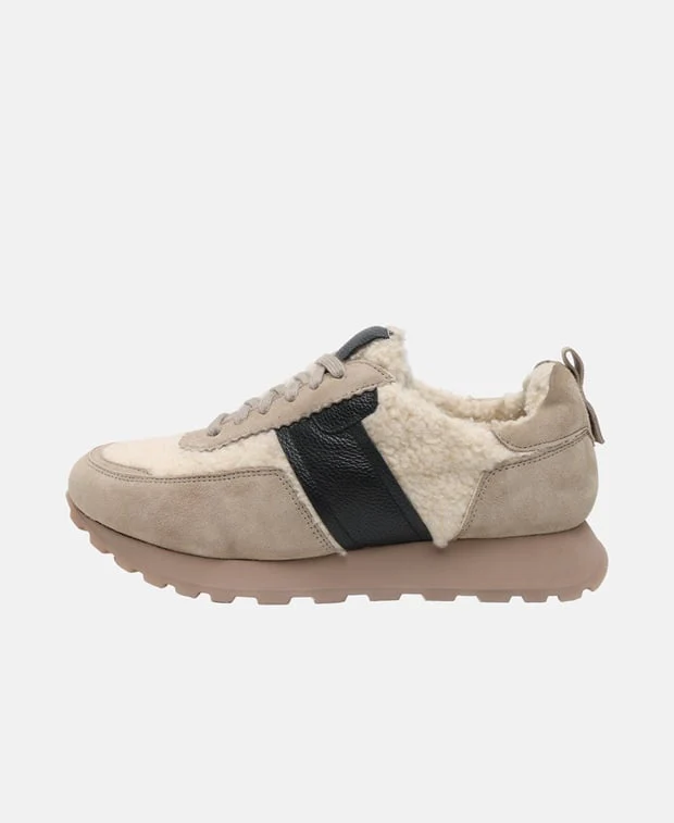 Sneaker - Image 4
