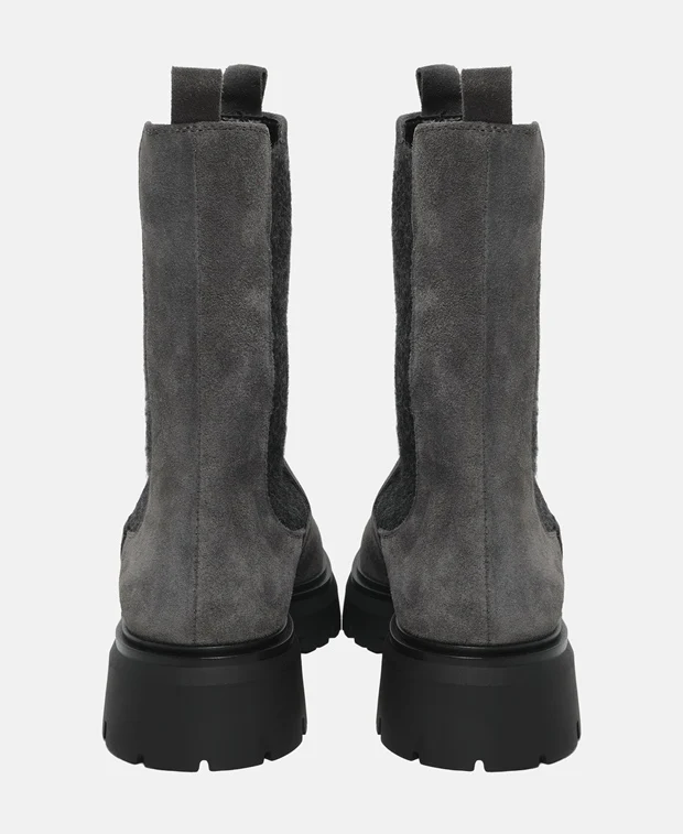 Chelsea Boots - Image 2