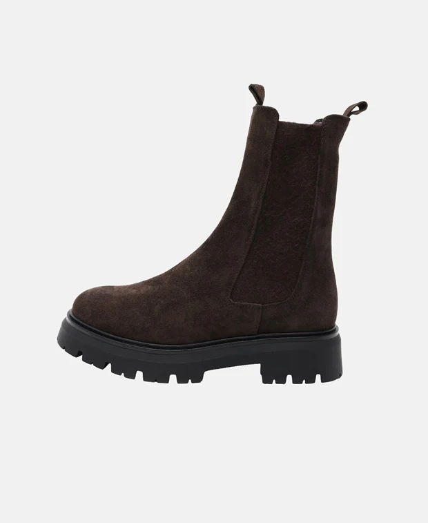 Chelsea Boots - Image 4