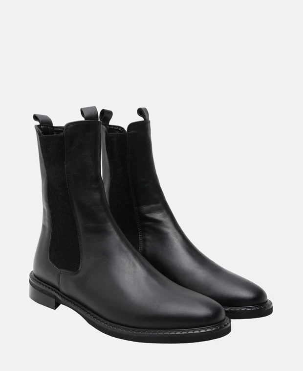 Chelsea Boots