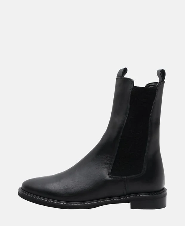 Chelsea Boots - Image 4