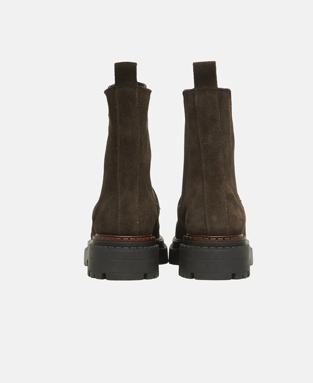 Chelsea Boots - Image 2