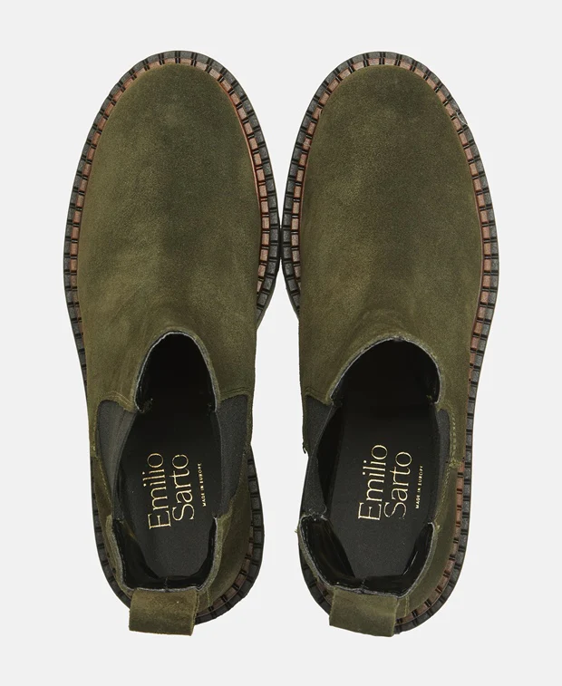 Chelsea Boots - Image 3