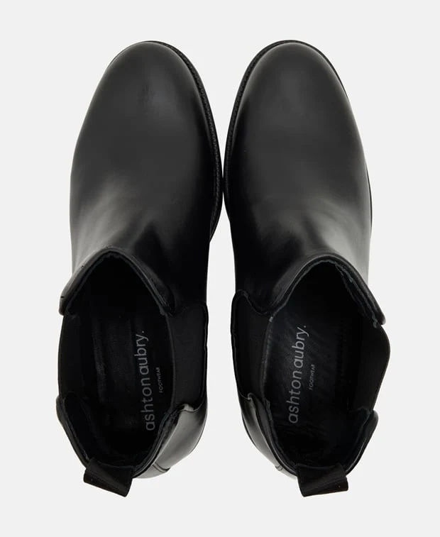 Chelsea Boots - Image 3