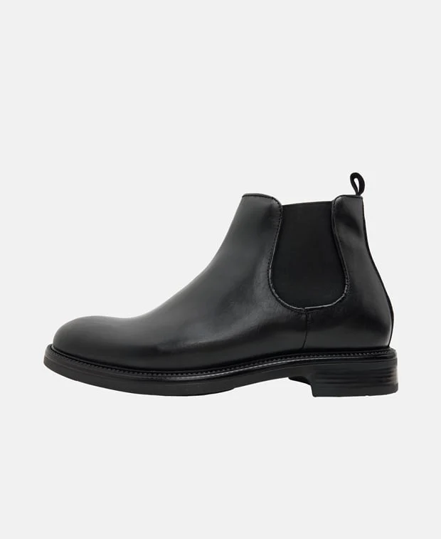 Chelsea Boots - Image 4