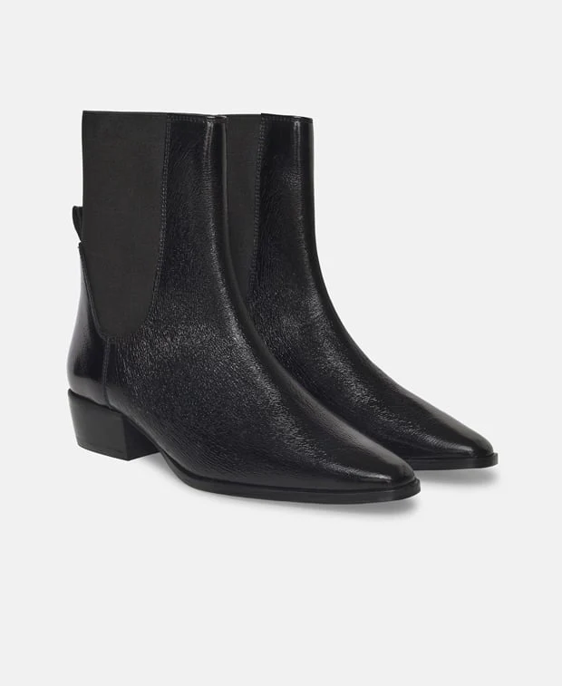 Chelsea Boots