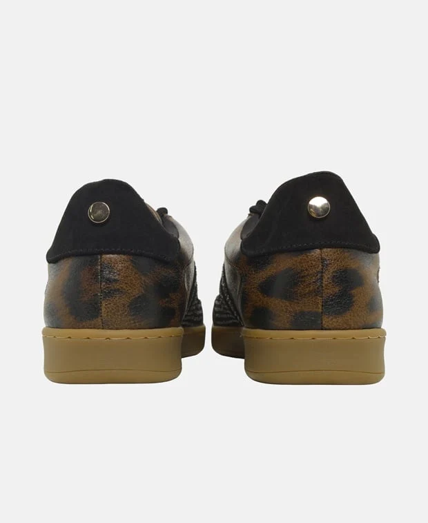 Sneaker - Image 2