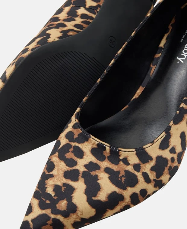 Pumps - Image 5