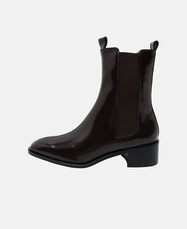 Chelsea Boots - Image 4