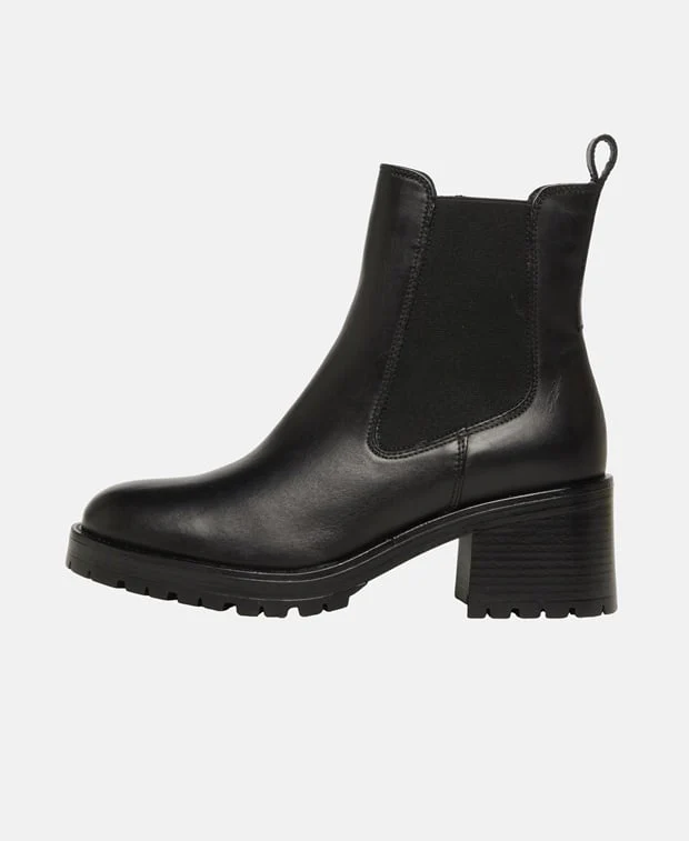 Chelsea Boots - Image 4
