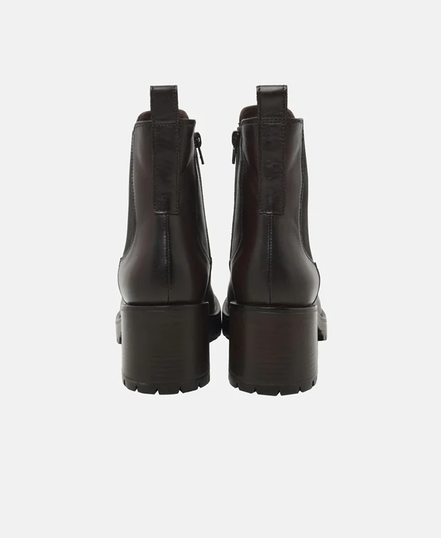 Chelsea Boots - Image 2