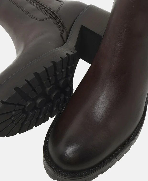 Chelsea Boots - Image 5