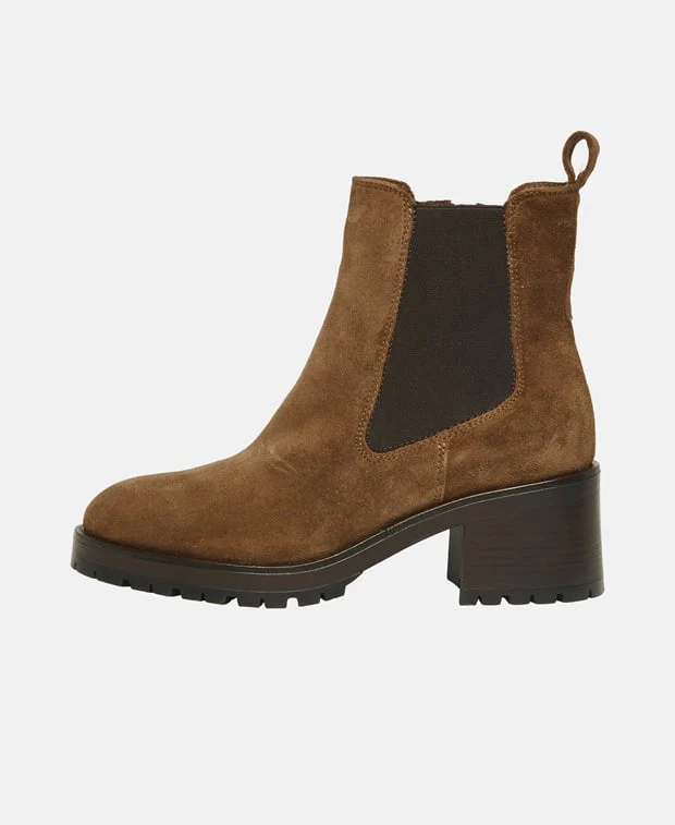 Chelsea Boots - Image 4