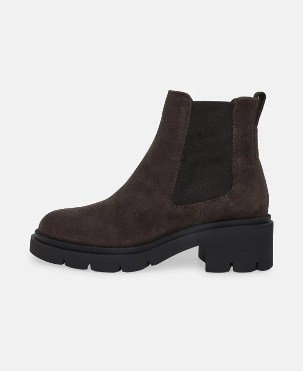 Chelsea Boots - Image 4