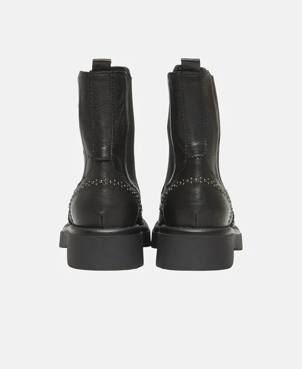 Chelsea Boots - Image 2