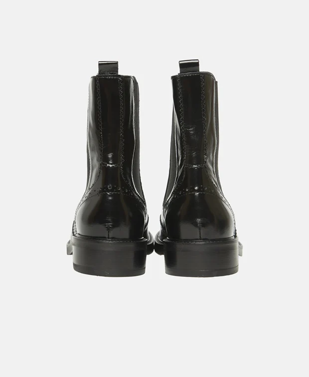 Chelsea Boots - Image 2