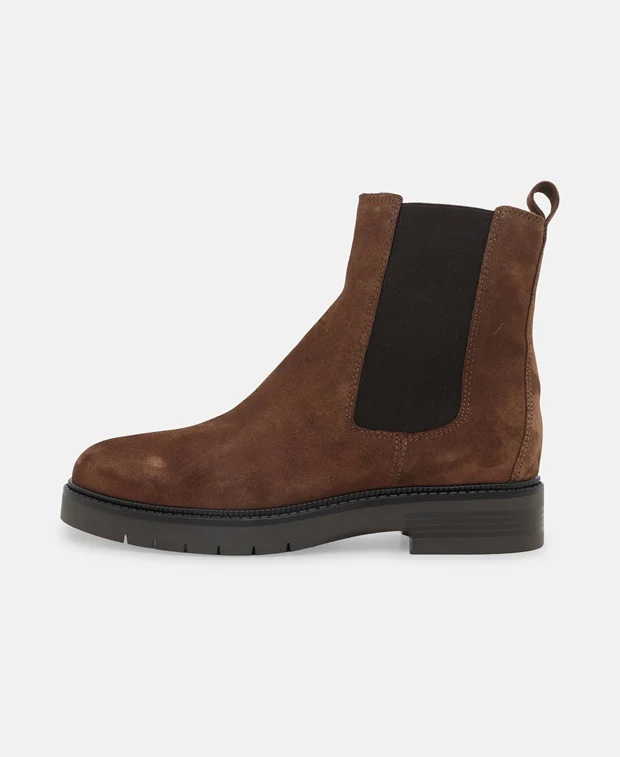 Chelsea Boots - Image 4