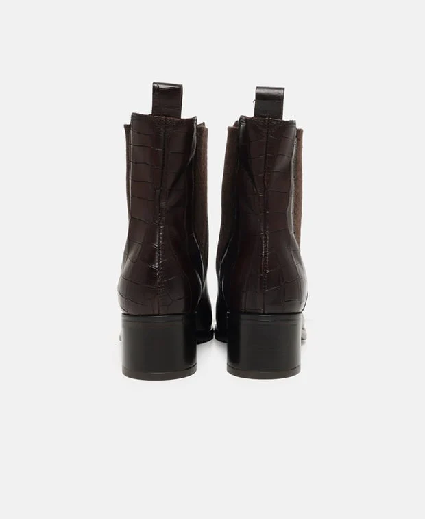 Chelsea Boots - Image 2