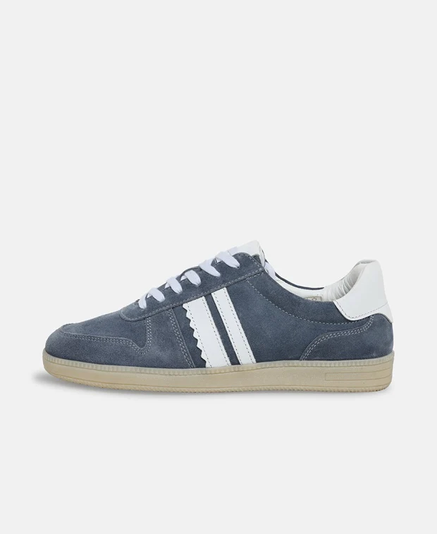 Sneaker - Image 4