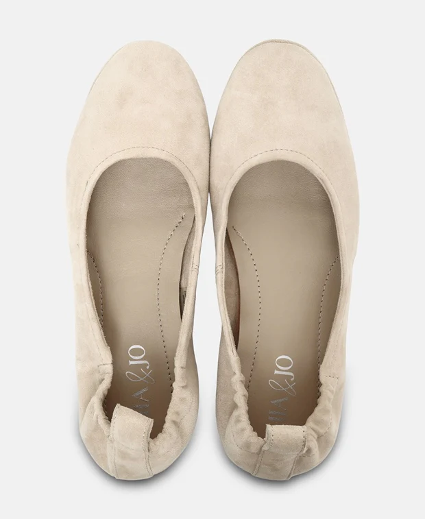 Ballerinas - Image 3