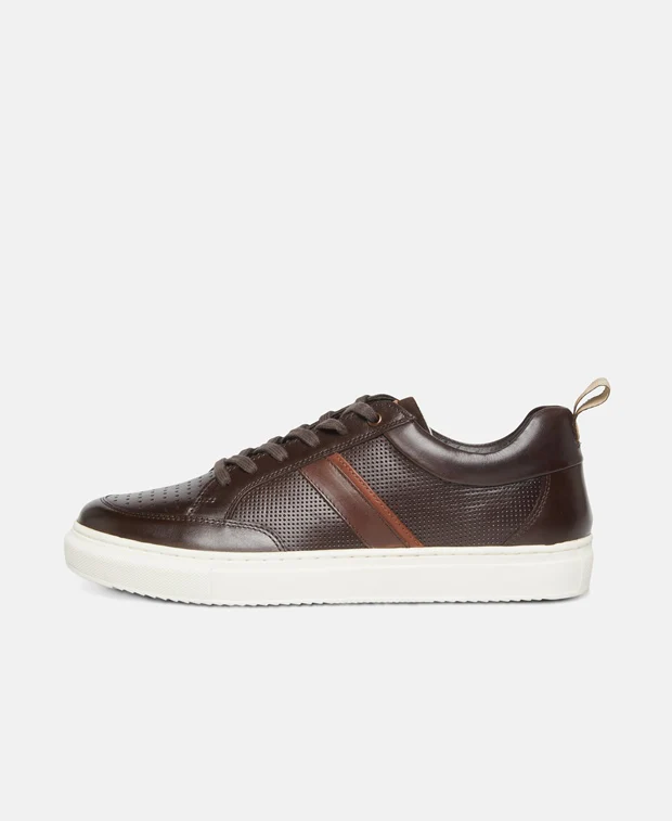 Sneaker - Image 4