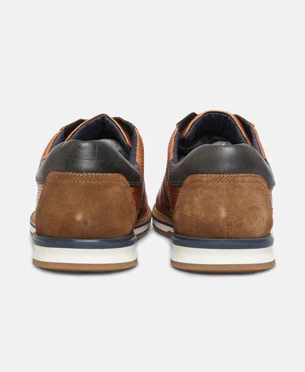 Sneaker - Image 2