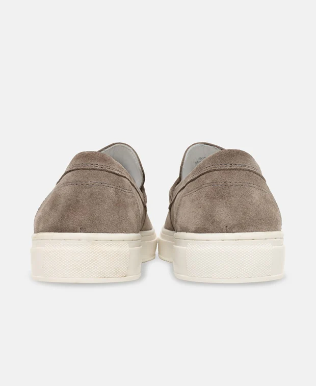 Loafer - Image 2