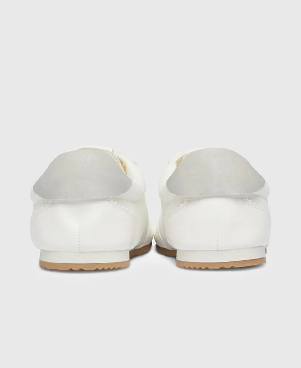Sneaker - Image 2