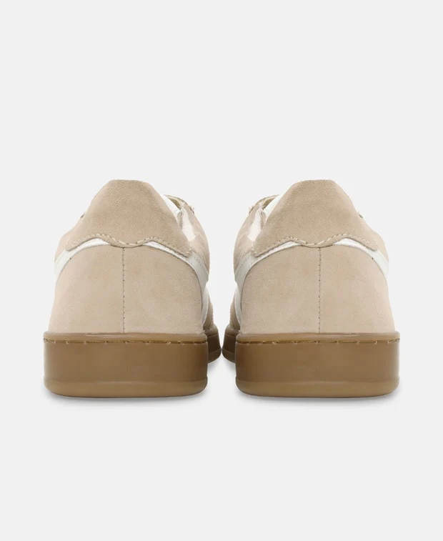 Sneaker - Image 2