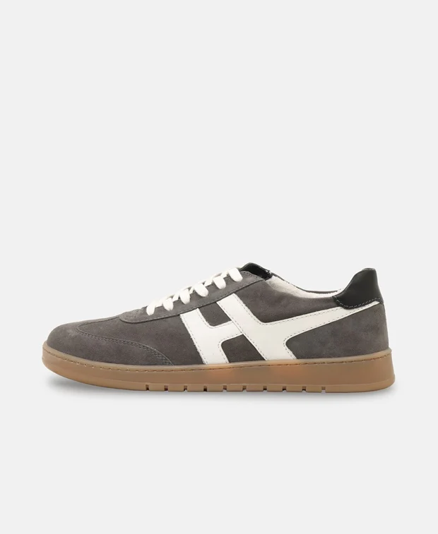 Sneaker - Image 4