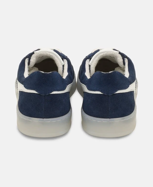 Sneaker - Image 2