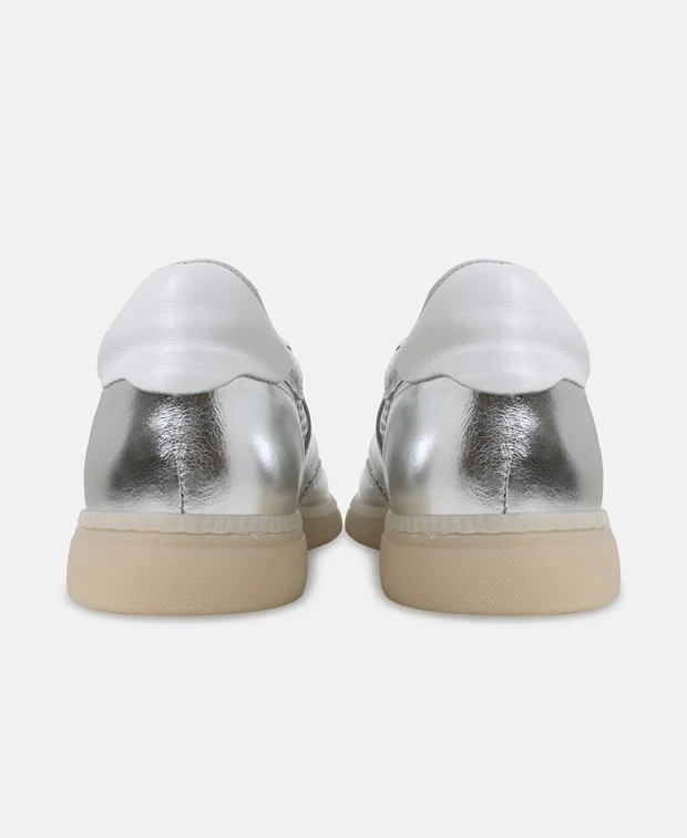 Sneaker - Image 2