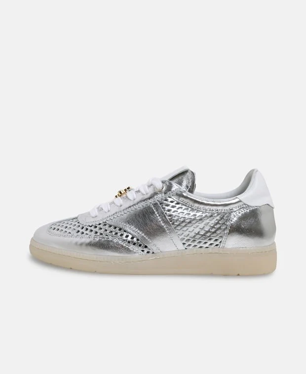 Sneaker - Image 4