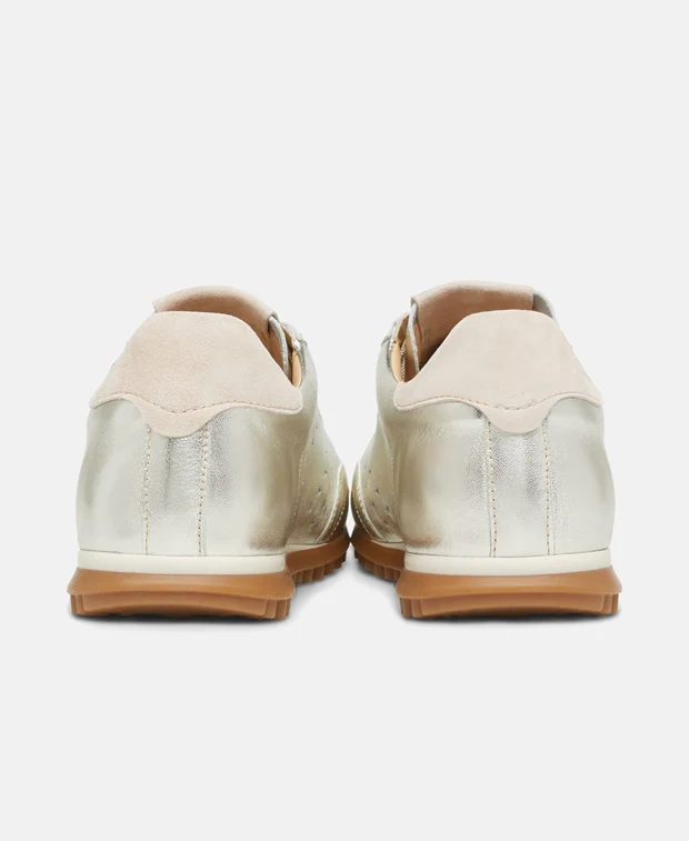 Sneaker - Image 2