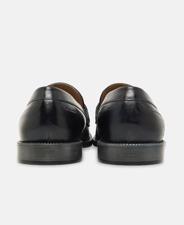 Loafer - Image 2